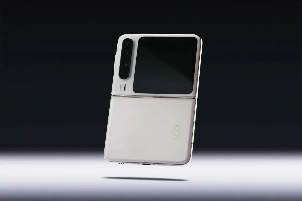 Pura X: Chiếc điện thoại nắp gập đầy hấp dẫn của Huawei