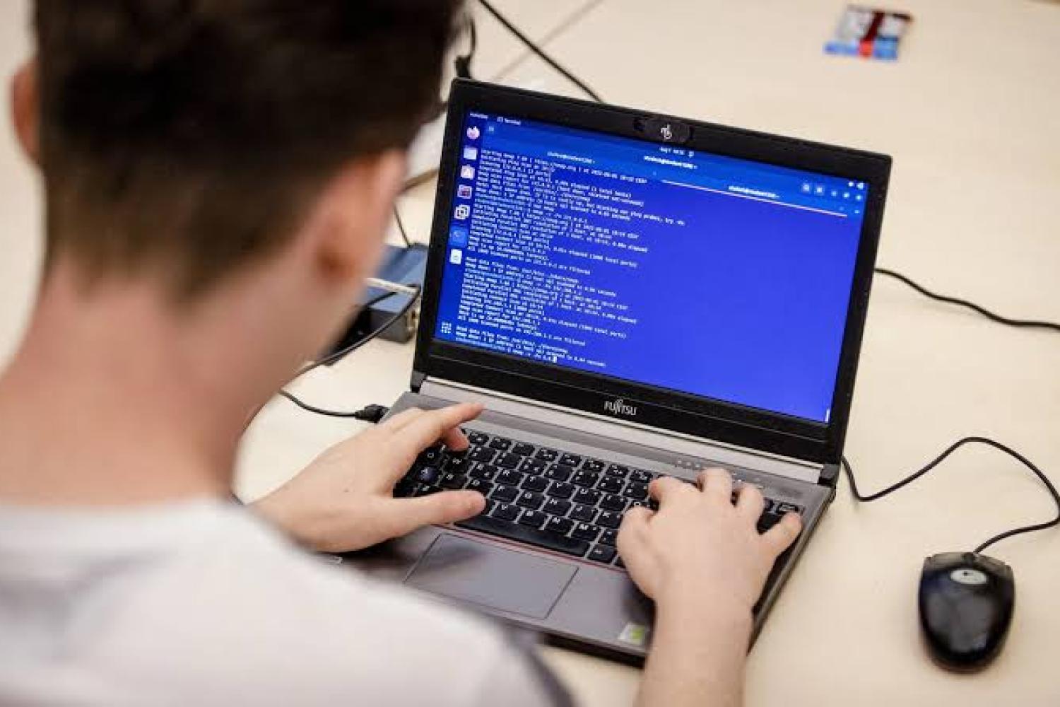 Xu hướng mới nhất của Gen Z là gì? Chống lại AI