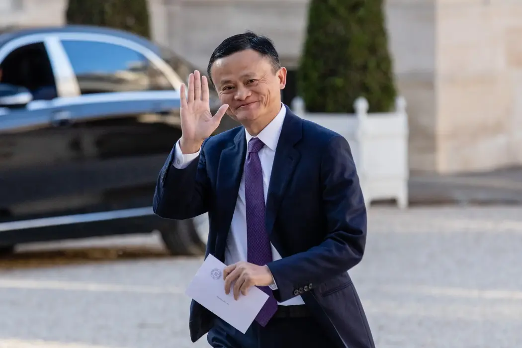 Chào mừng Jack Ma trở lại. Đừng quên những người lao động nhỏ bé!