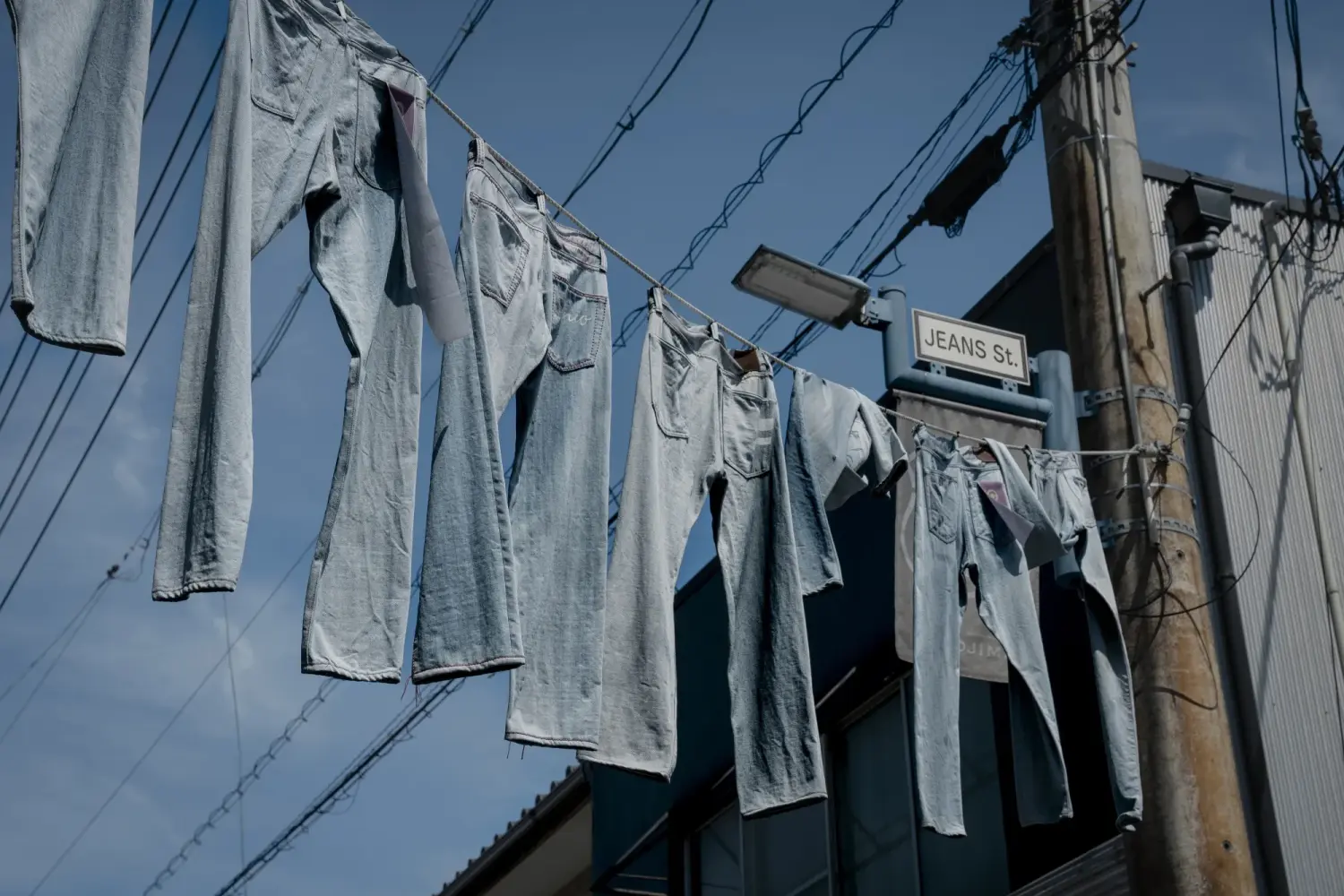 Thế giới mơ về denim Nhật, làng nghề Kojima thì mơ về người kế tục