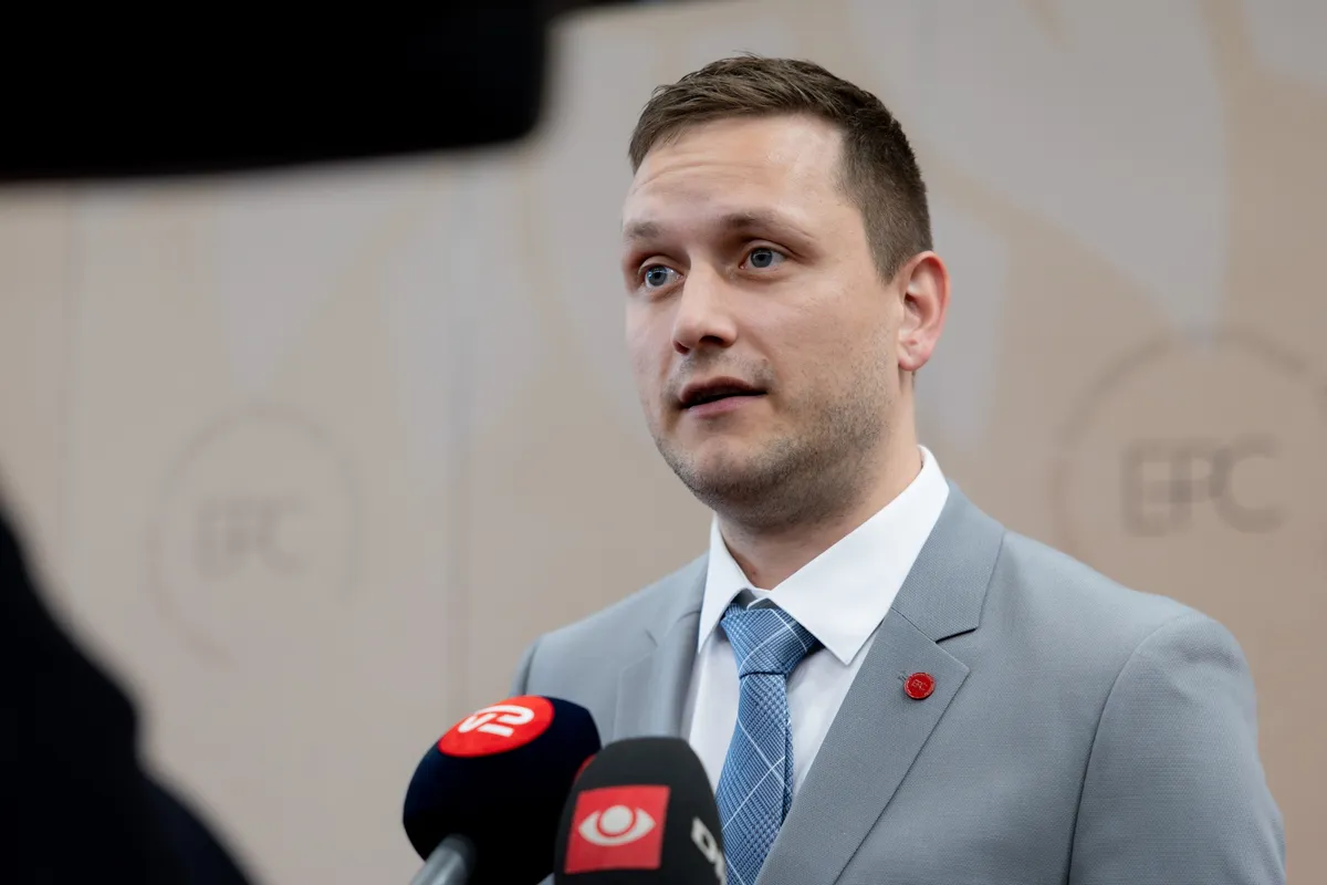 Jens-Frederik Nielsen Anh Nichlas Pollier Bloomberg