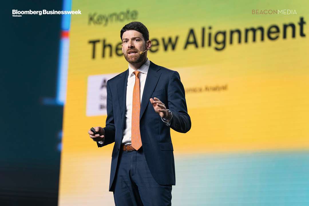 KEYNOTE_VERTICAL_ADAM3