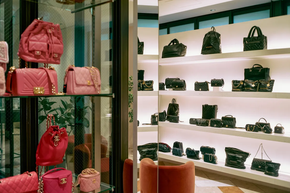 Kho báu hàng hiệu5