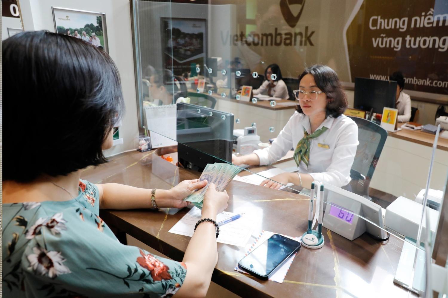 Cạnh tranh lãi suất huy động tăng tốc, áp lực lan sang mặt bằng cho vay
