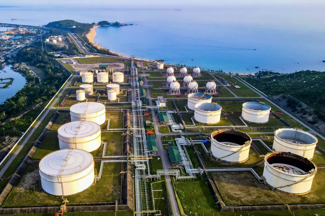 Hình ảnh: Nhà máy lọc hóa dầu Bình Sơn 