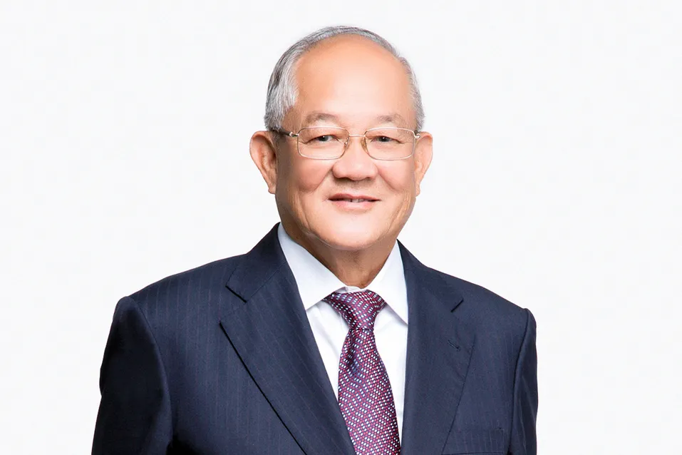 Low Tuck Kwong Nguon PT Bayan Resources