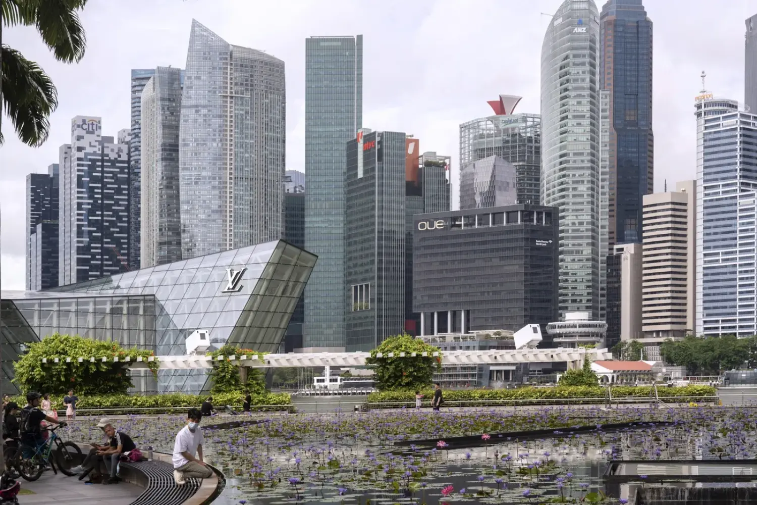 Singapore và Zurich dẫn đầu danh sách các thành phố đắt đỏ nhất tính theo chi tiêu xa xỉ