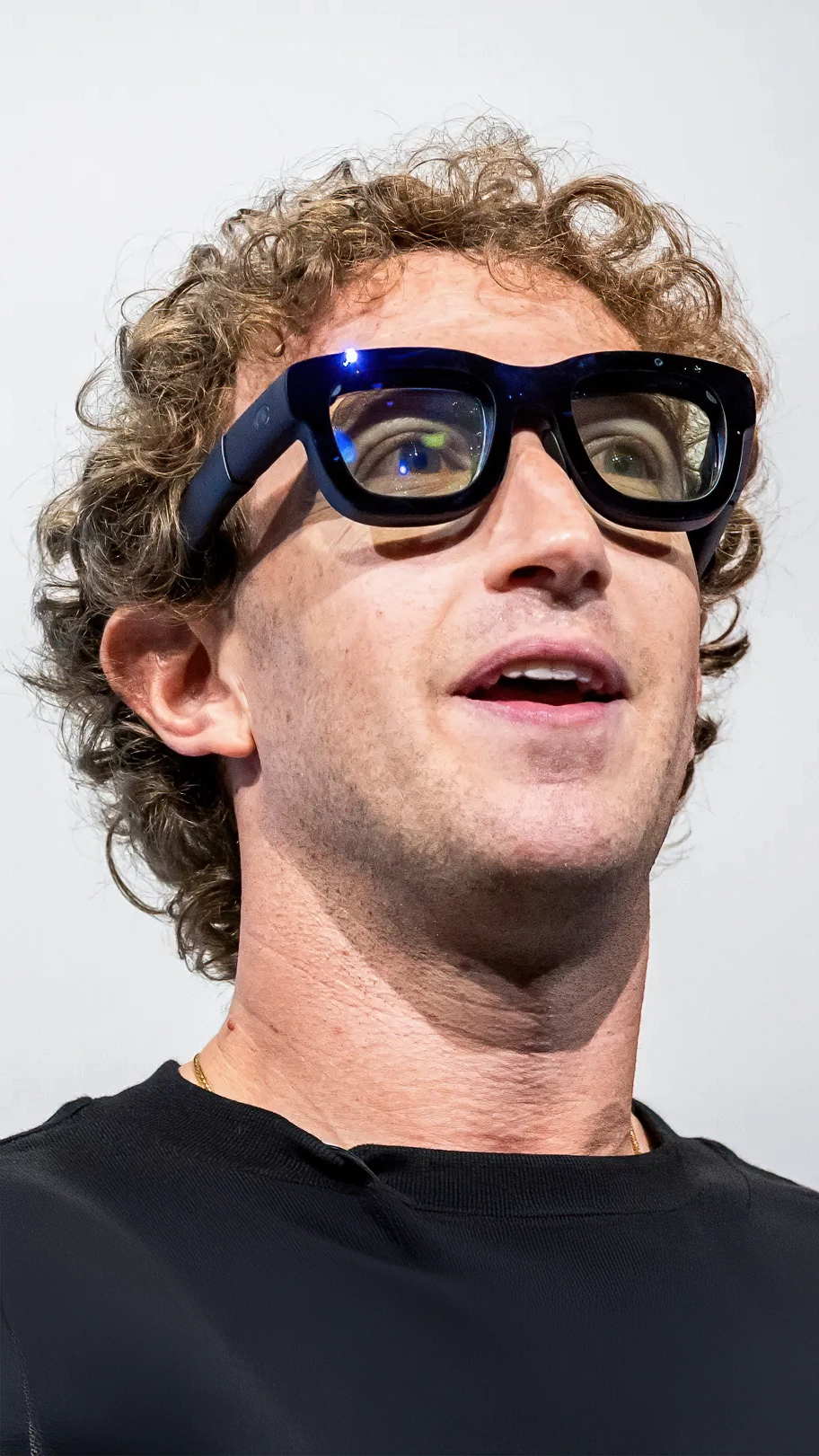 Zuckerberg dự kiến cắt giảm sâu các hoạt động metaverse của Meta