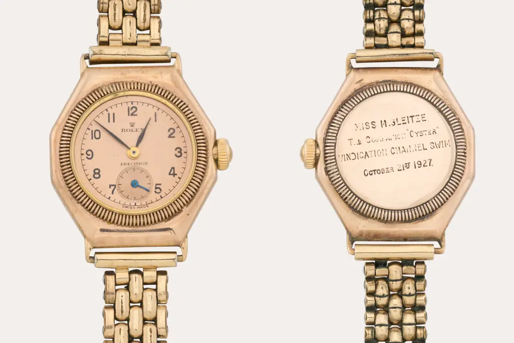 Mặt trước và mặt sau của chiếc đồng hồ Rolex Oyster thuộc sở hữu của Mercedes Gleitze. Nguồn: Sotheby's 