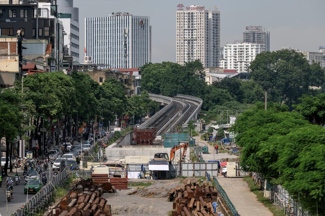 Một đoạn đường sắt trên cao ở Hà Nội đang trong quá trình thi công. Hình ảnh: Nguyễn Hoàng Việt 