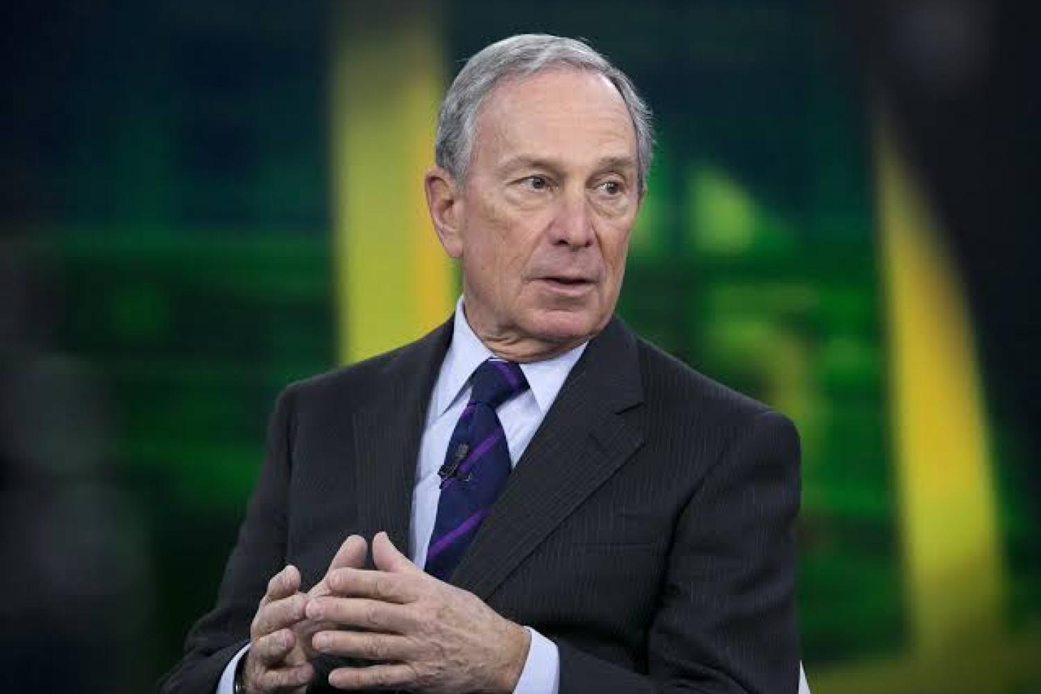 Tỉ phú Michael Bloomberg rót gần 300 triệu USD đấu với các tập đoàn dầu mỏ về chuyển đổi năng lượng