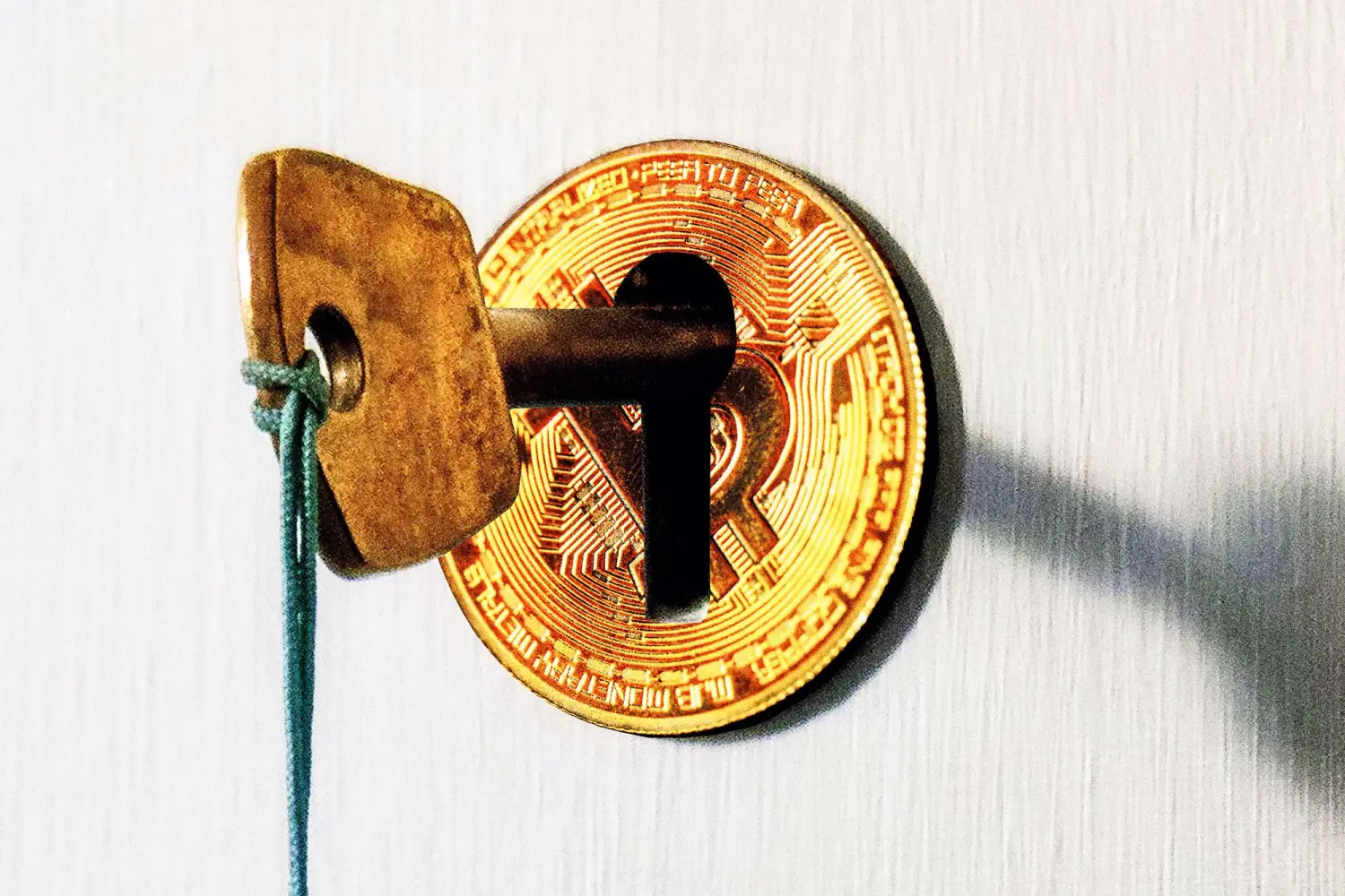 Vụ hack công cụ bảo mật ví lạnh chứa Bitcoin làm lung lay niềm tin của giới đầu tư