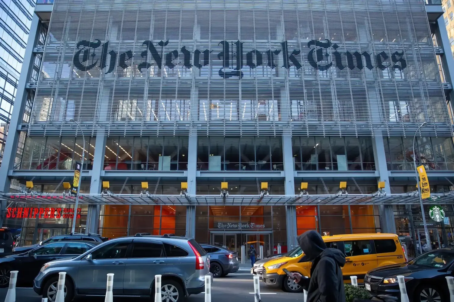 Donald Trump kiện tờ New York Times đòi bồi thường 15 tỉ USD