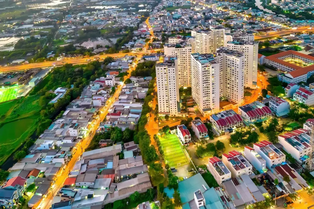 Thị trường nhà ở vùng ven lên ngôi, nội đô TP.HCM khan hiếm