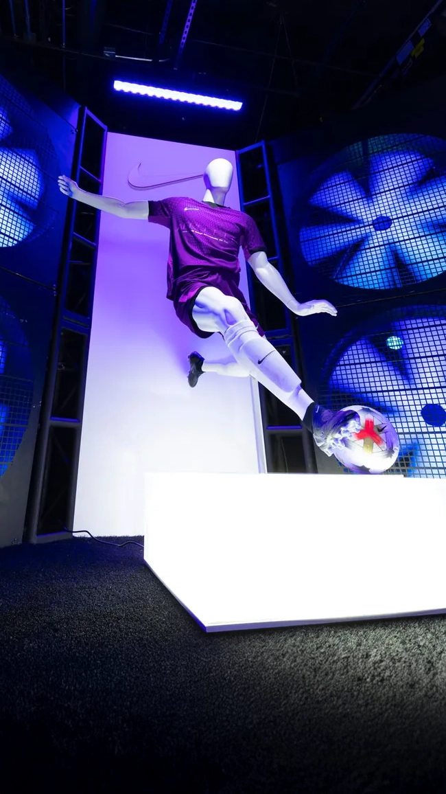 Hậu trường cuộc lột xác của Nike