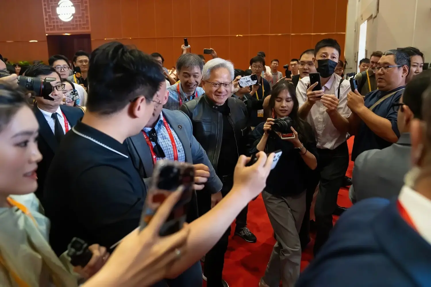 Trung Quốc lạnh nhạt với Nvidia là đang giúp Huawei có thêm thời gian