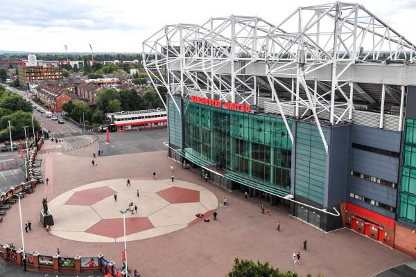 Thành viên nhà Glazer cân nhắc bán cổ phần Manchester United