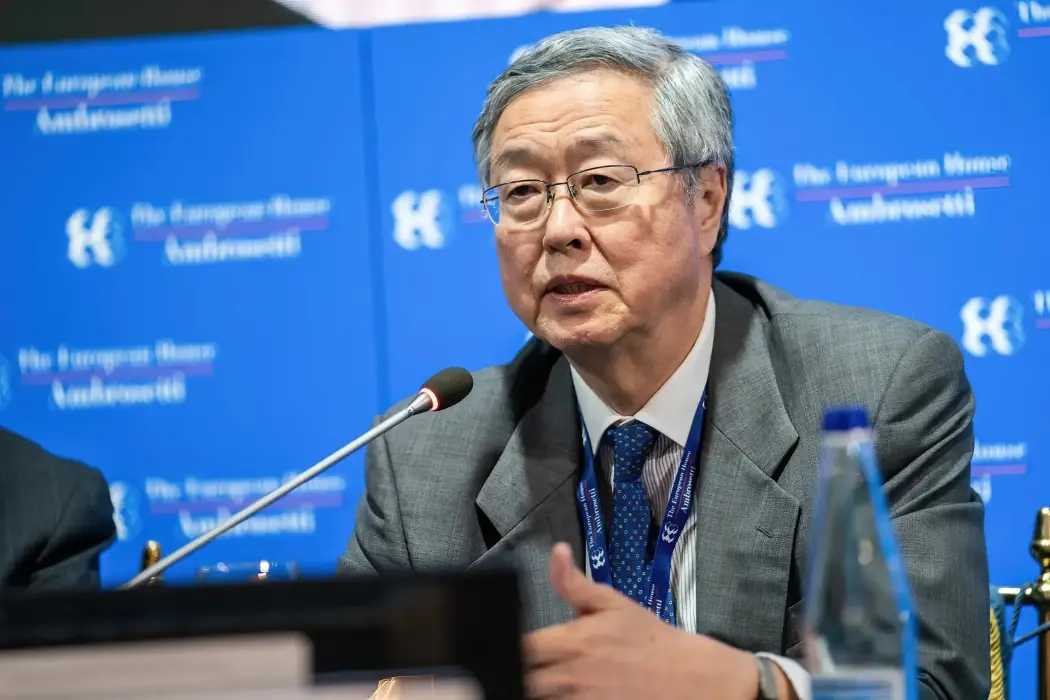 Cựu Thống đốc PBoC cảnh báo stablecoin làm suy yếu ổn định tài chính