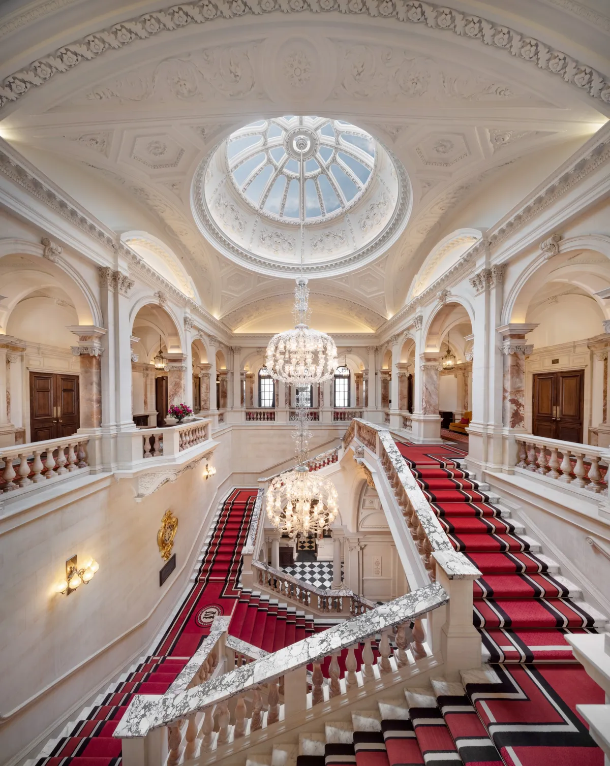 Raffles London1