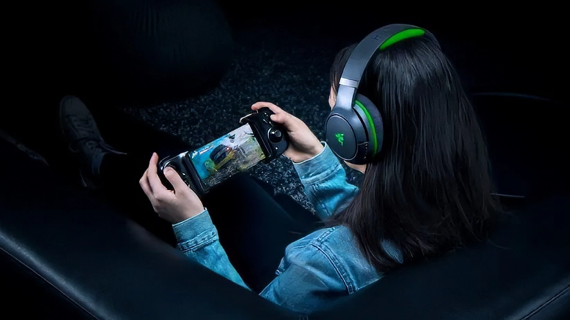 Video%20thumb_Razer_Chris%20Welch_Bloomberg