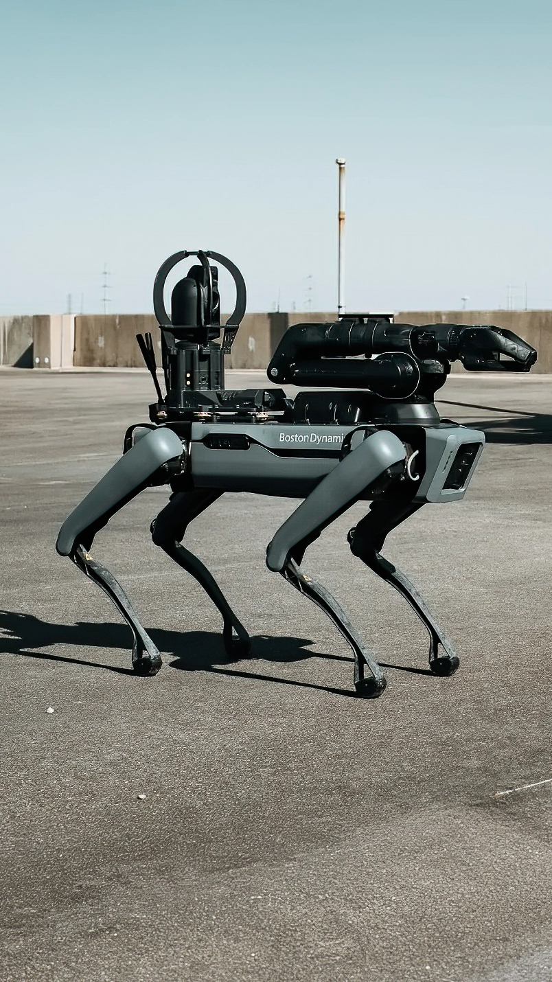 Robot bốn chân giá 100.000 USD đang dần thành tiêu chuẩn của lực lượng cảnh sát.