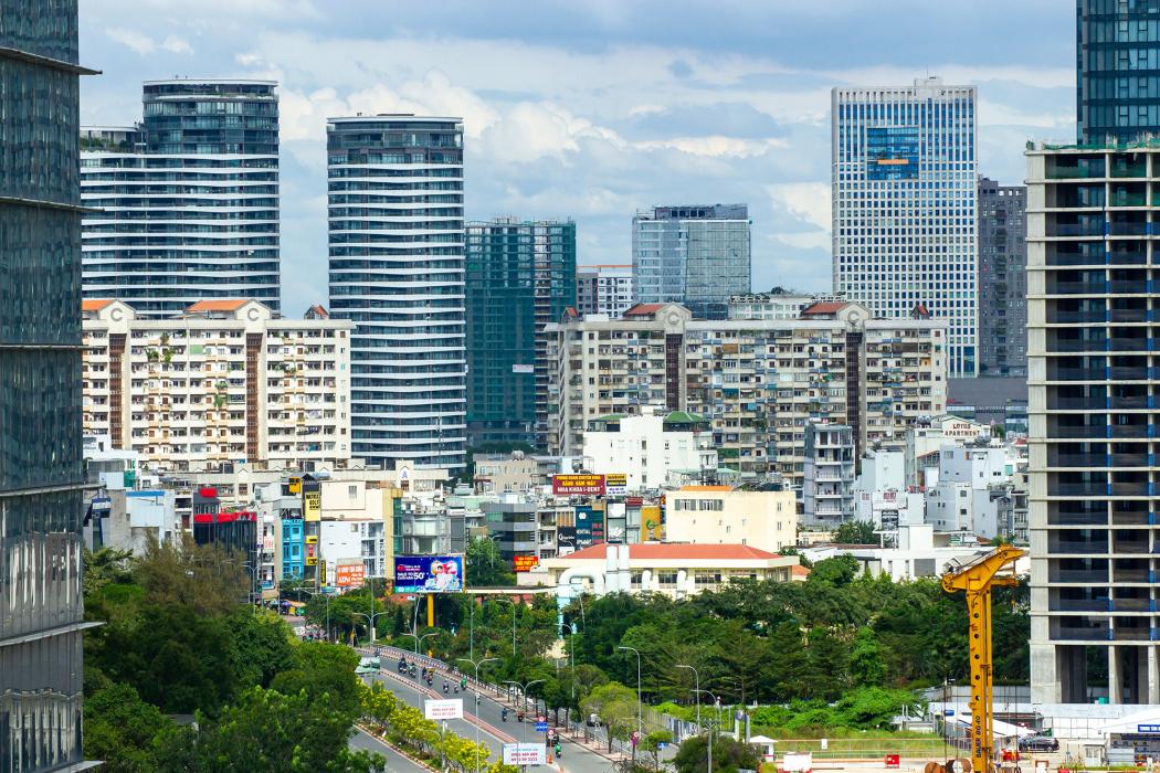 Giá căn hộ TP.HCM tăng 2 chữ số, vượt nhà liền thổ