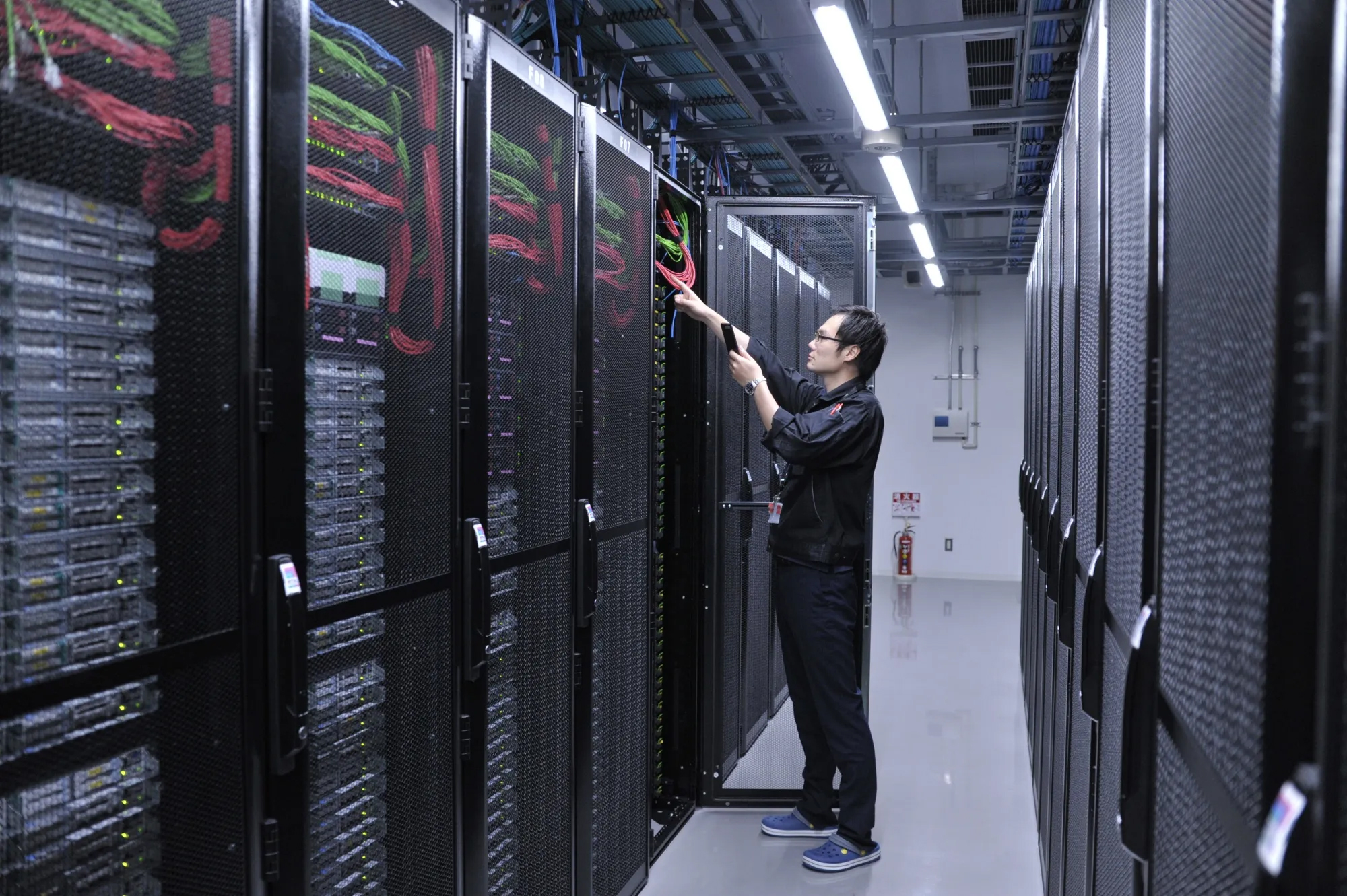 Khai thác dữ liệu sao cho hiệu quả đang là bài toán với nhiều doanh nghiệp. Hình ảnh: Bloomberg