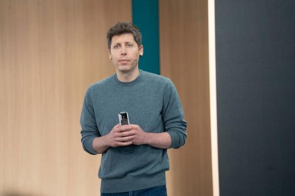 Sam Altman hé lộ Dots: Trợ lý AI "luôn trực" mới của OpenAI, chưa vội IPO
