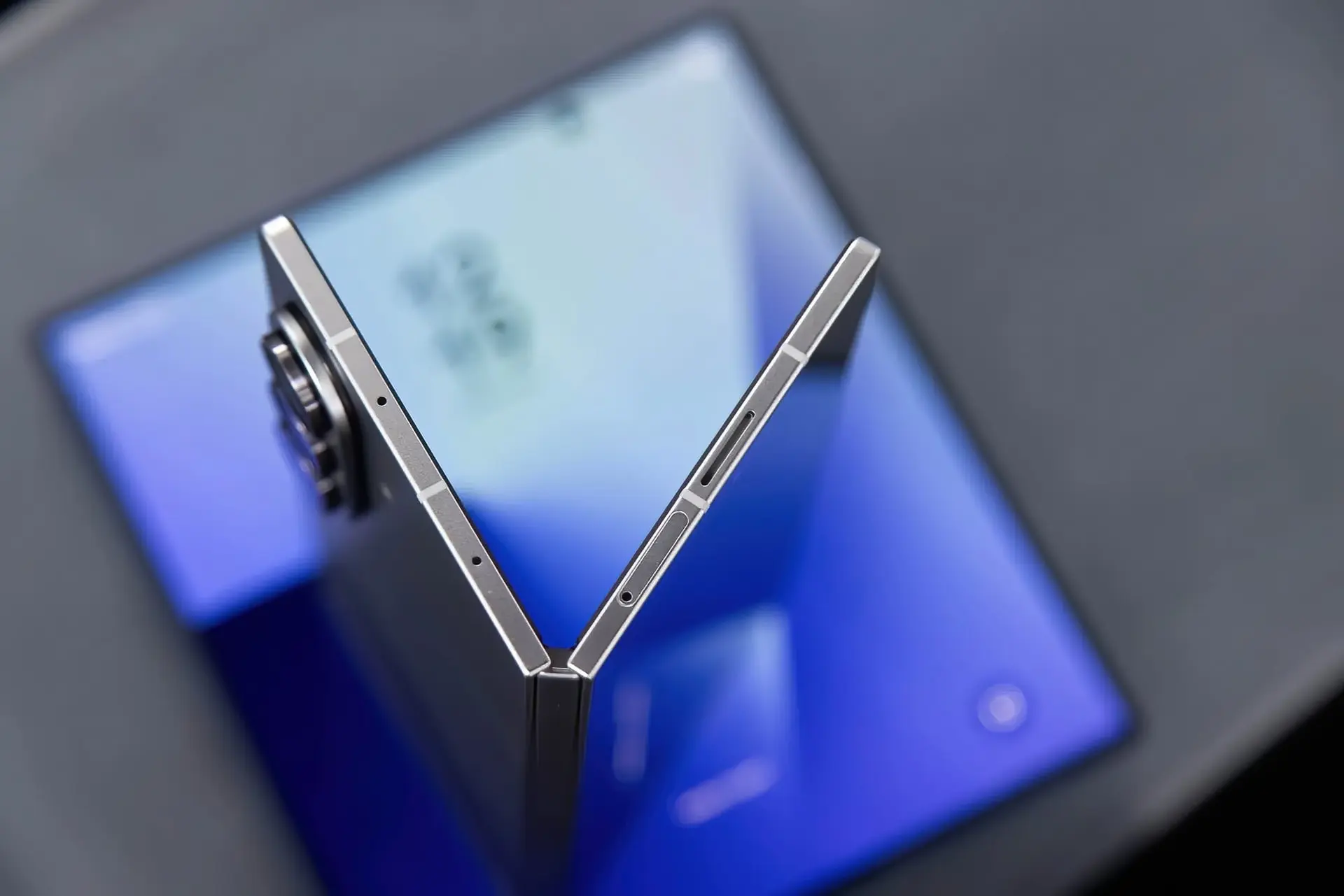 samsung-galaxy_michael-nagle