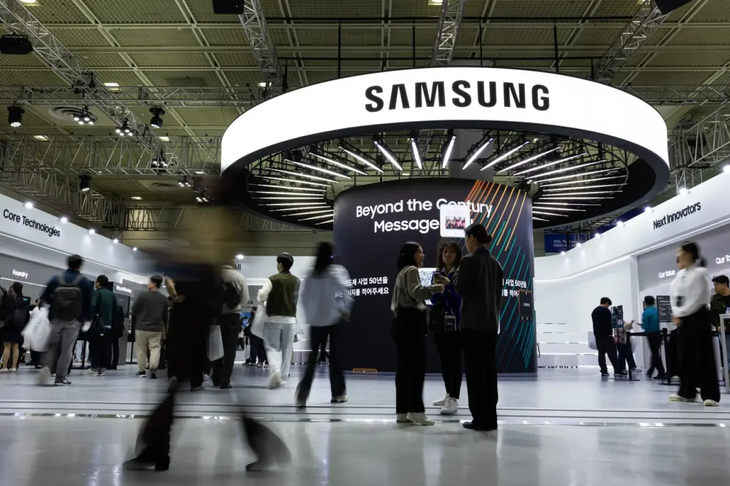 Samsung báo lãi tăng gấp 19 lần, nhưng nhà đầu tư vẫn chưa hài lòng
