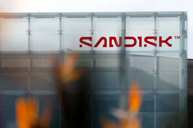 Sandisk tăng mạnh.