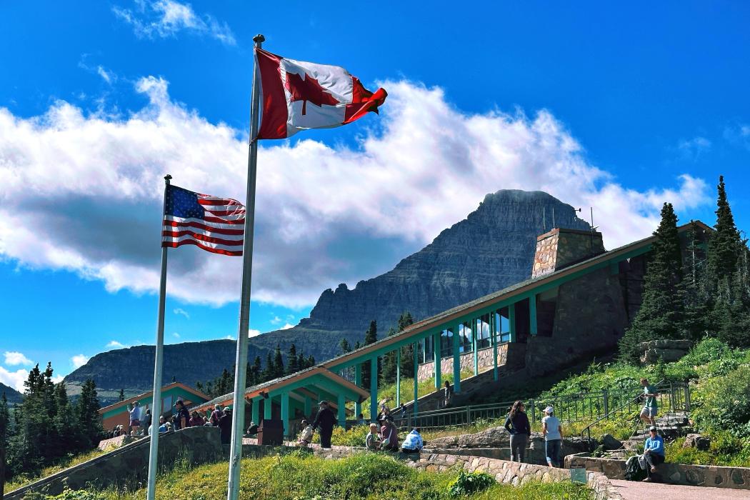 Thuế quan của Trump và bước ngoặt trong quan hệ Mỹ - Canada