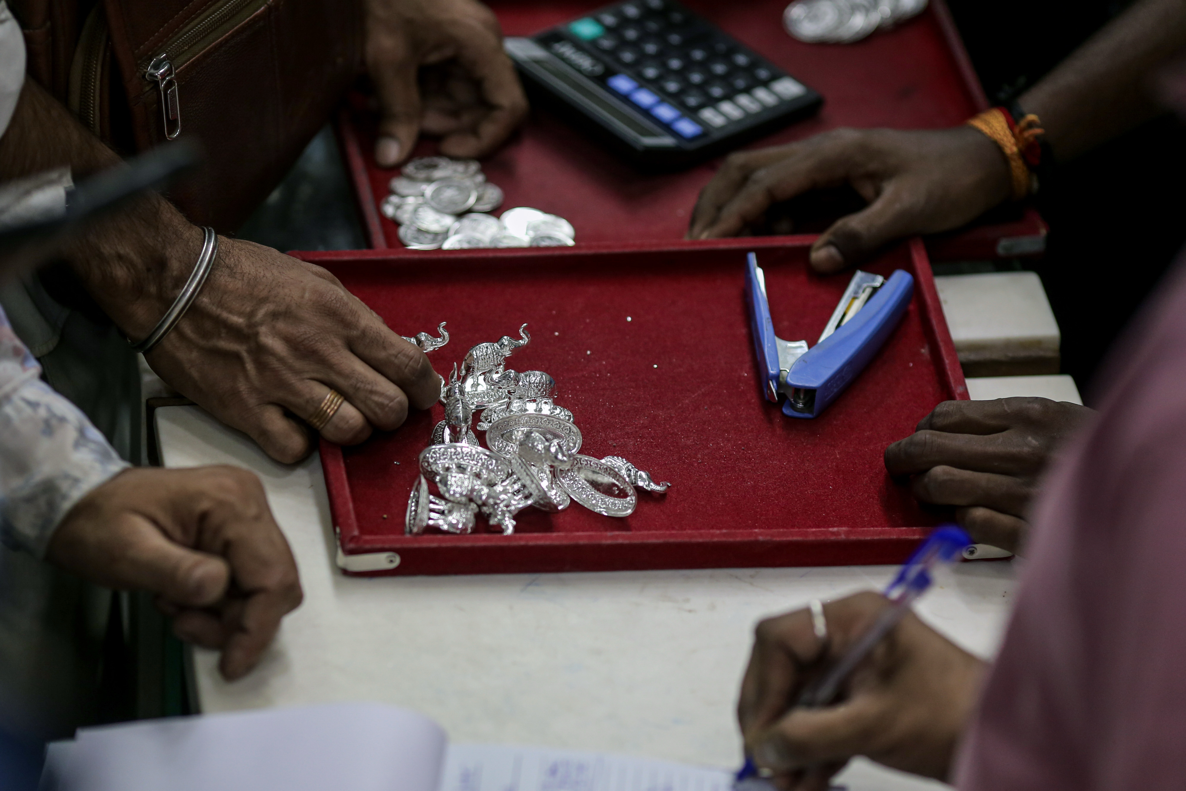 silver india_gia bac_Bloomberg (2)