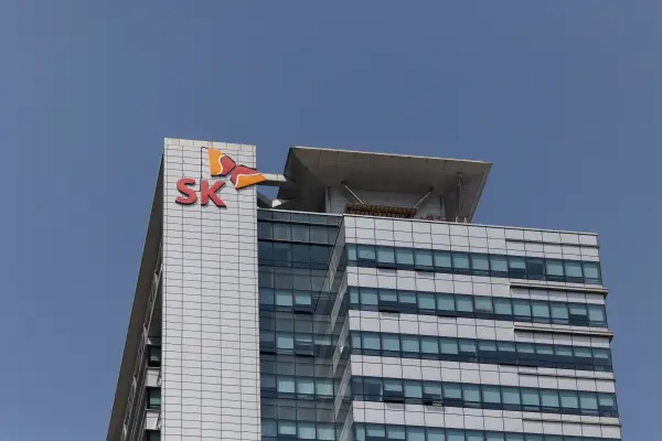 SK Hynix chi 8 tỉ USD để mua thiết bị sản xuất chip AI