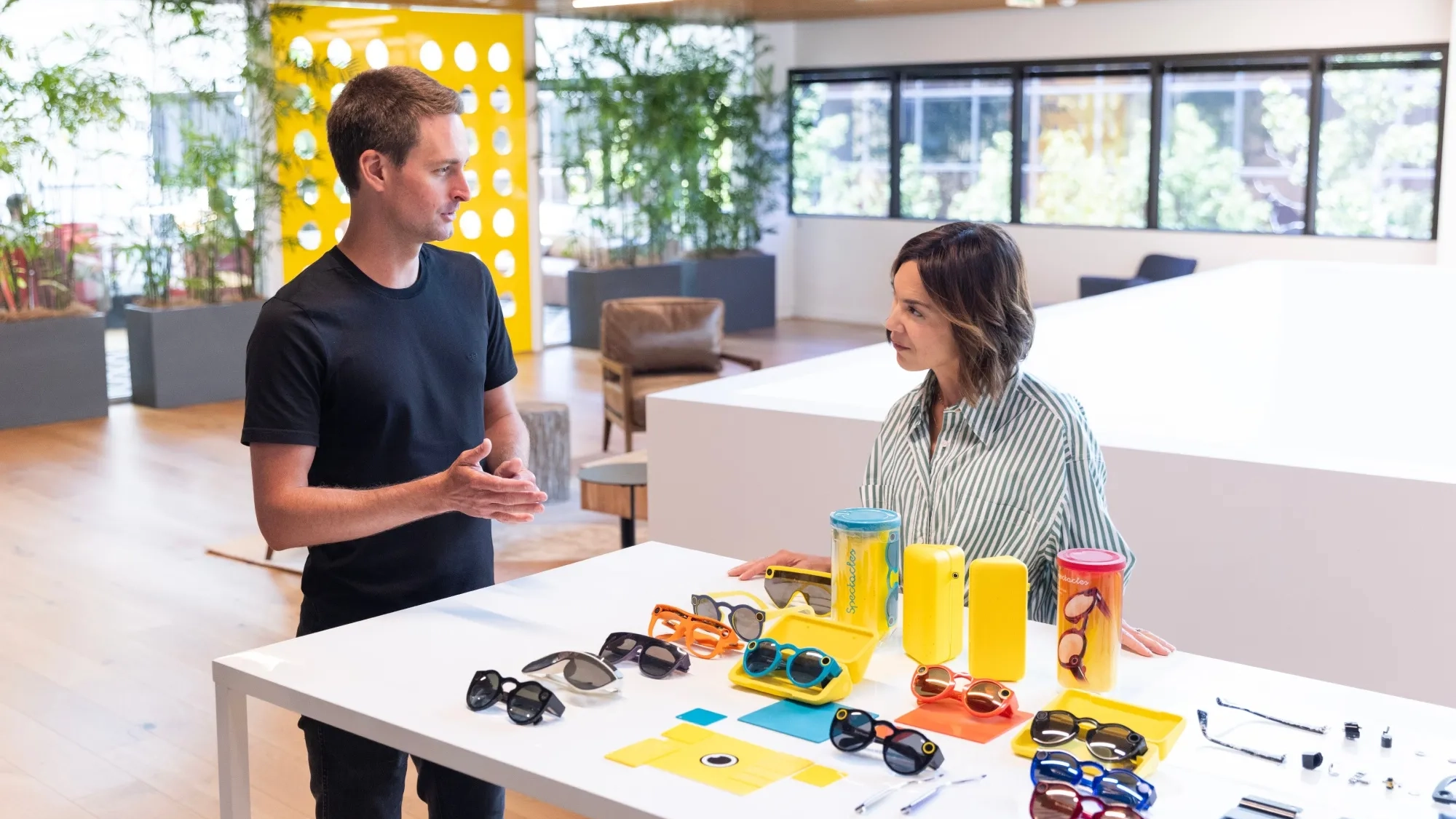 Snap Spectacles short cms