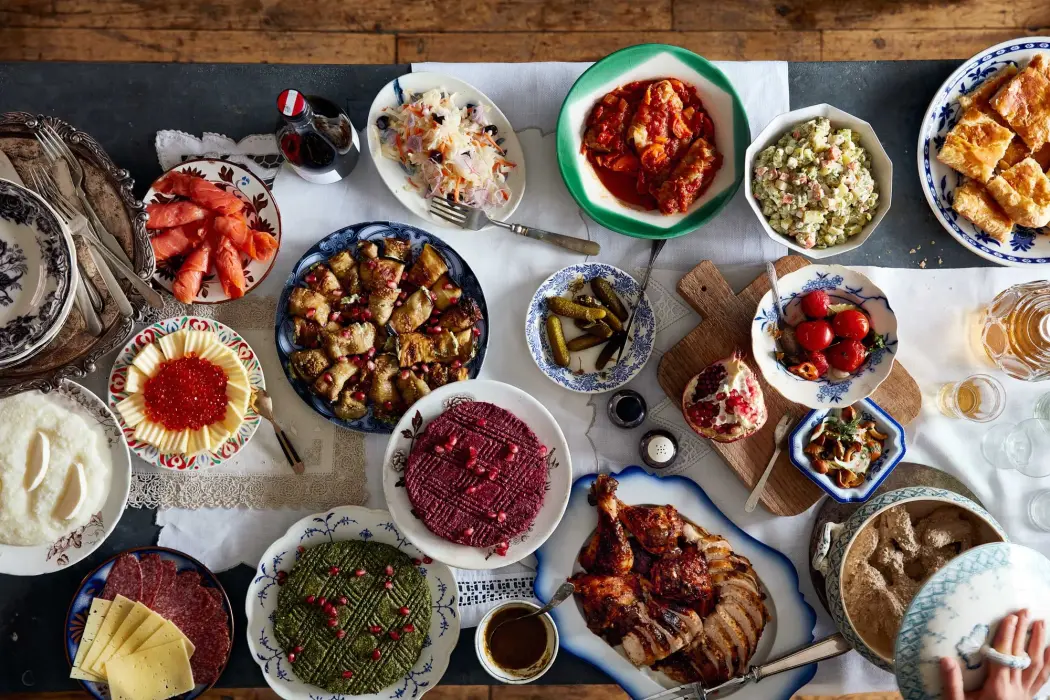 Từ borscht đến lavash: Những món ăn đã sống qua sự sụp đổ của Liên Xô