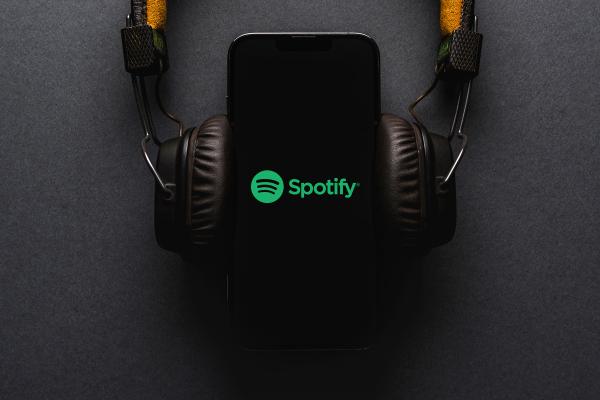 Đổi Logo bị người dùng phản đối, sếp Spotify nói gì?
