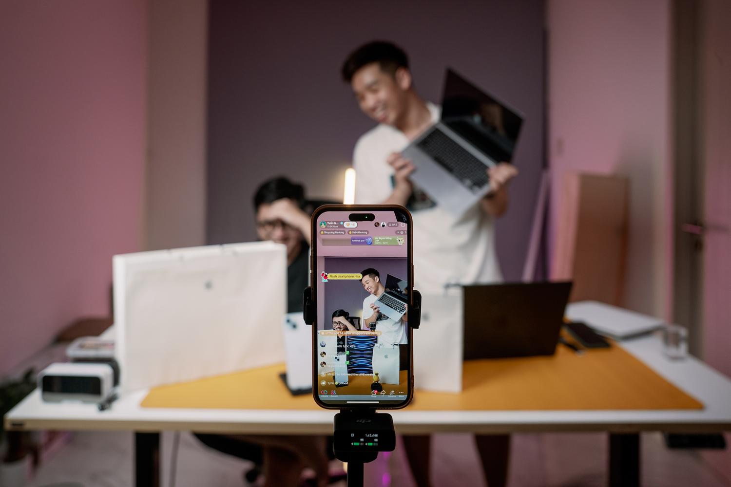 Các cửa hàng chính hãng đang thúc đẩy tăng trưởng doanh số cho TikTok Shop tại Việt Nam
