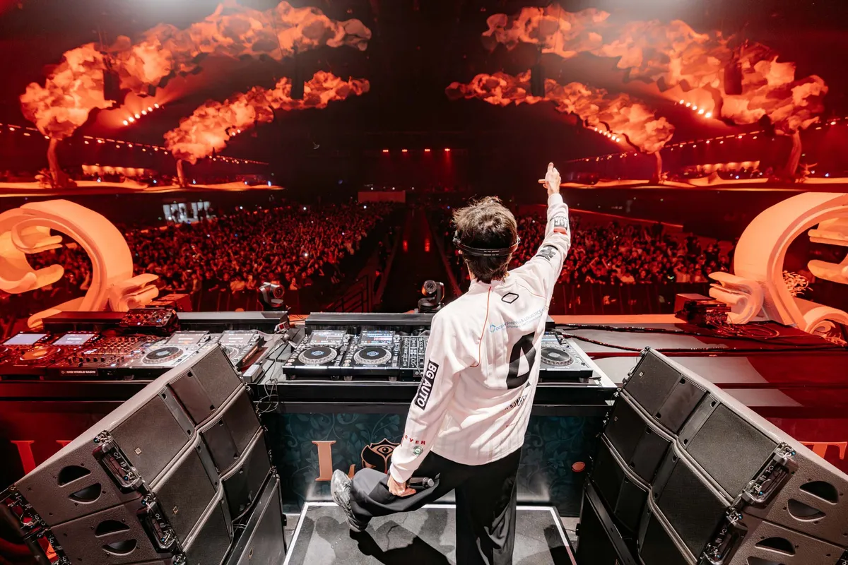 Tomorrowland-1