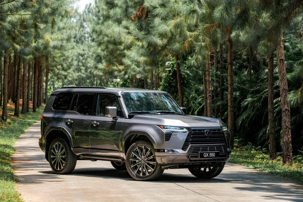 Doanh số Toyota tăng hơn 23%, xe hybrid là nhóm “gà đẻ trứng vàng”