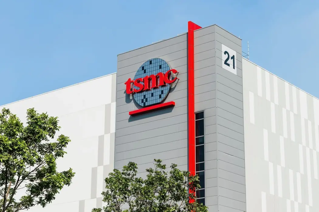 TSMC né mức thuế 100% nhờ đầu tư vào Mỹ, cổ phiếu lập đỉnh lịch sử