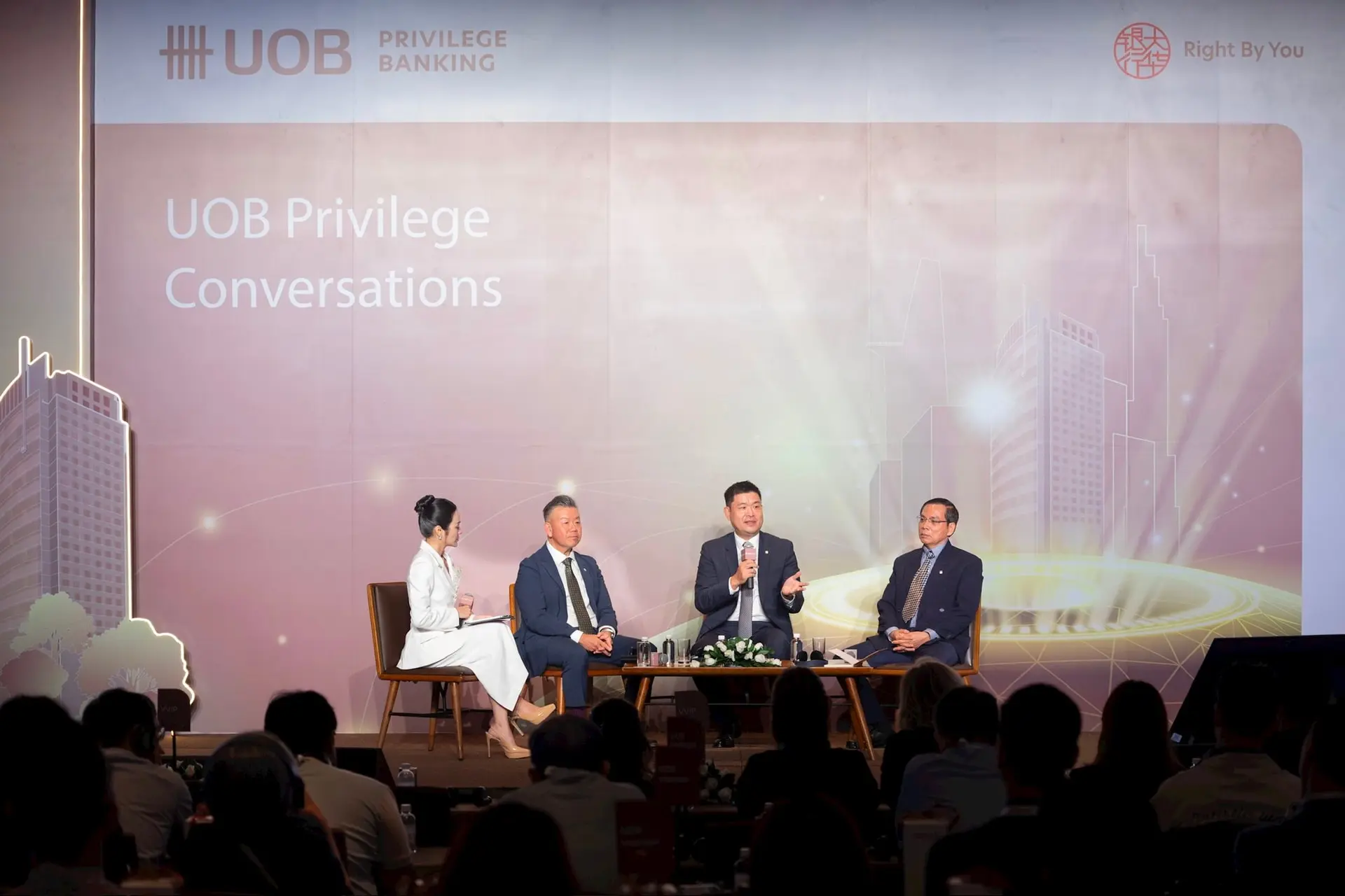 UOB dự báo, ngành bán dẫn là động lực tăng trưởng kinh tế Việt Nam trong thời gian tới