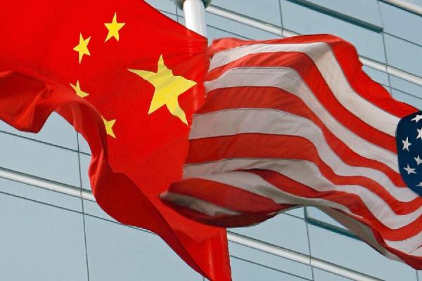 Trung Quốc bám sát Mỹ trong cuộc đua AI gây sức ép lên chính phủ Trump