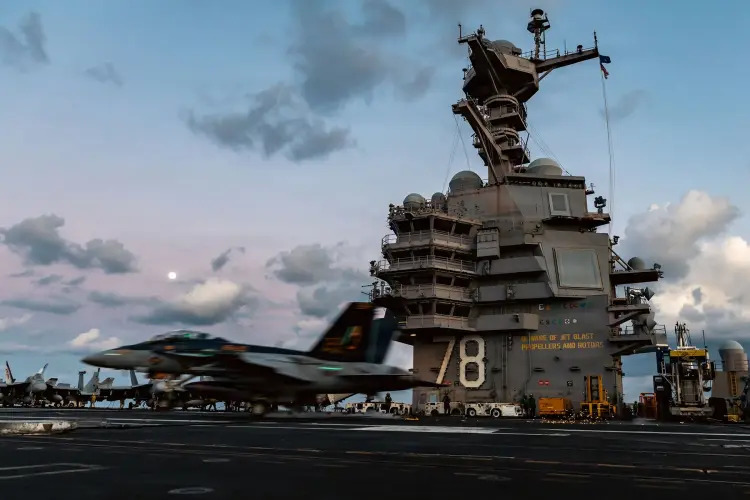 Hình ảnh: US Navy