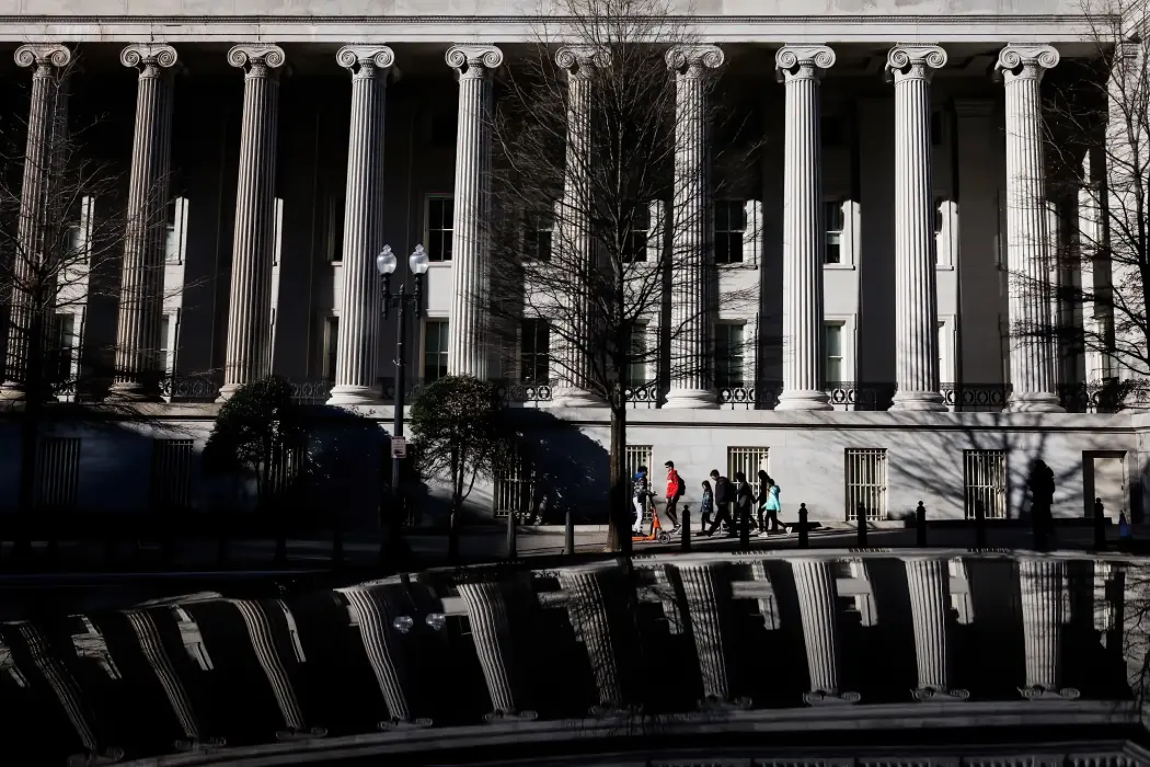 Trái phiếu Mỹ giảm giá khi Trung Quốc hạn chế nắm giữ