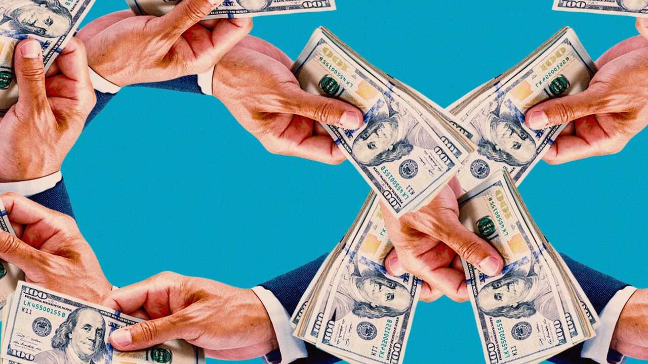 Những thương vụ “xoay vòng” đang tiếp sức cho cơn bùng nổ AI