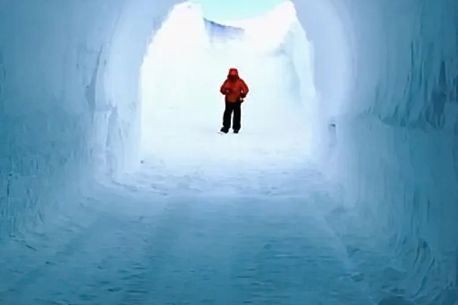 Hầm băng Nam Cực lưu giữ manh mối về quá khứ Trái đất như thế nào?