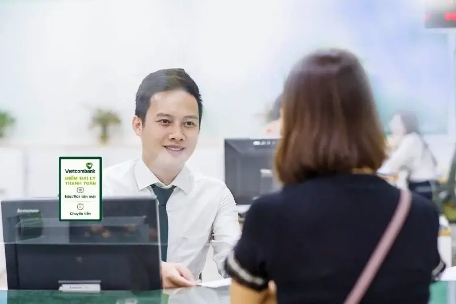 Các cửa hàng FPT Shop trở thành đại lý thanh toán của Vietcombank