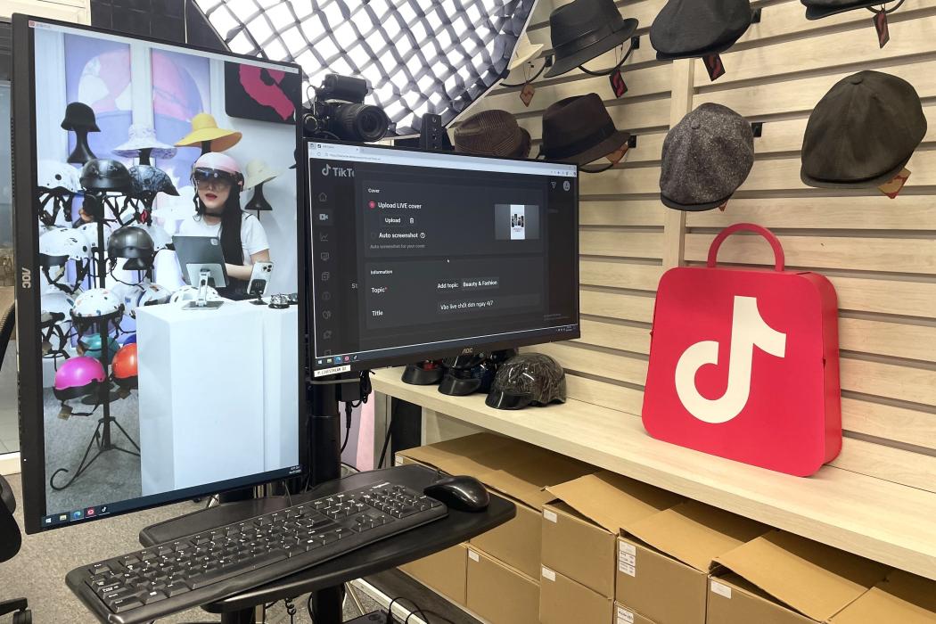 Sản lượng tiêu thụ thương mại điện tử Việt Nam giảm 8%