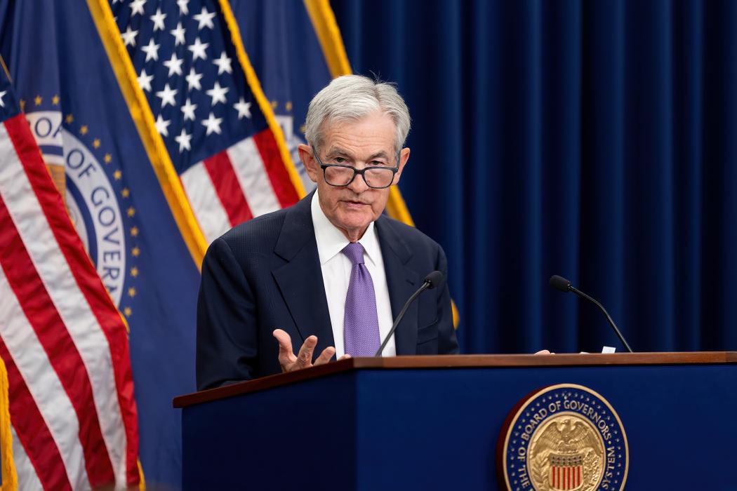 Chiến lược chờ xem của Fed với AI sẽ không thể kéo dài được lâu